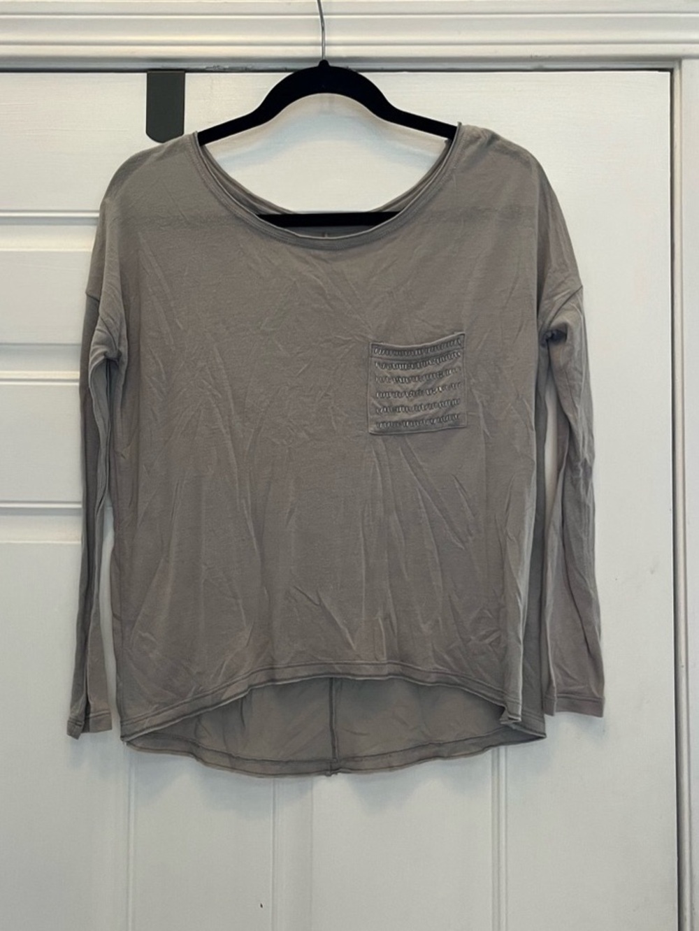 aerie Long Sleeve Pocket Tee in Gray Size XS Like New